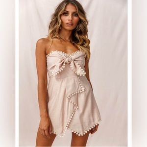 Selfie Leslie tan romper size small